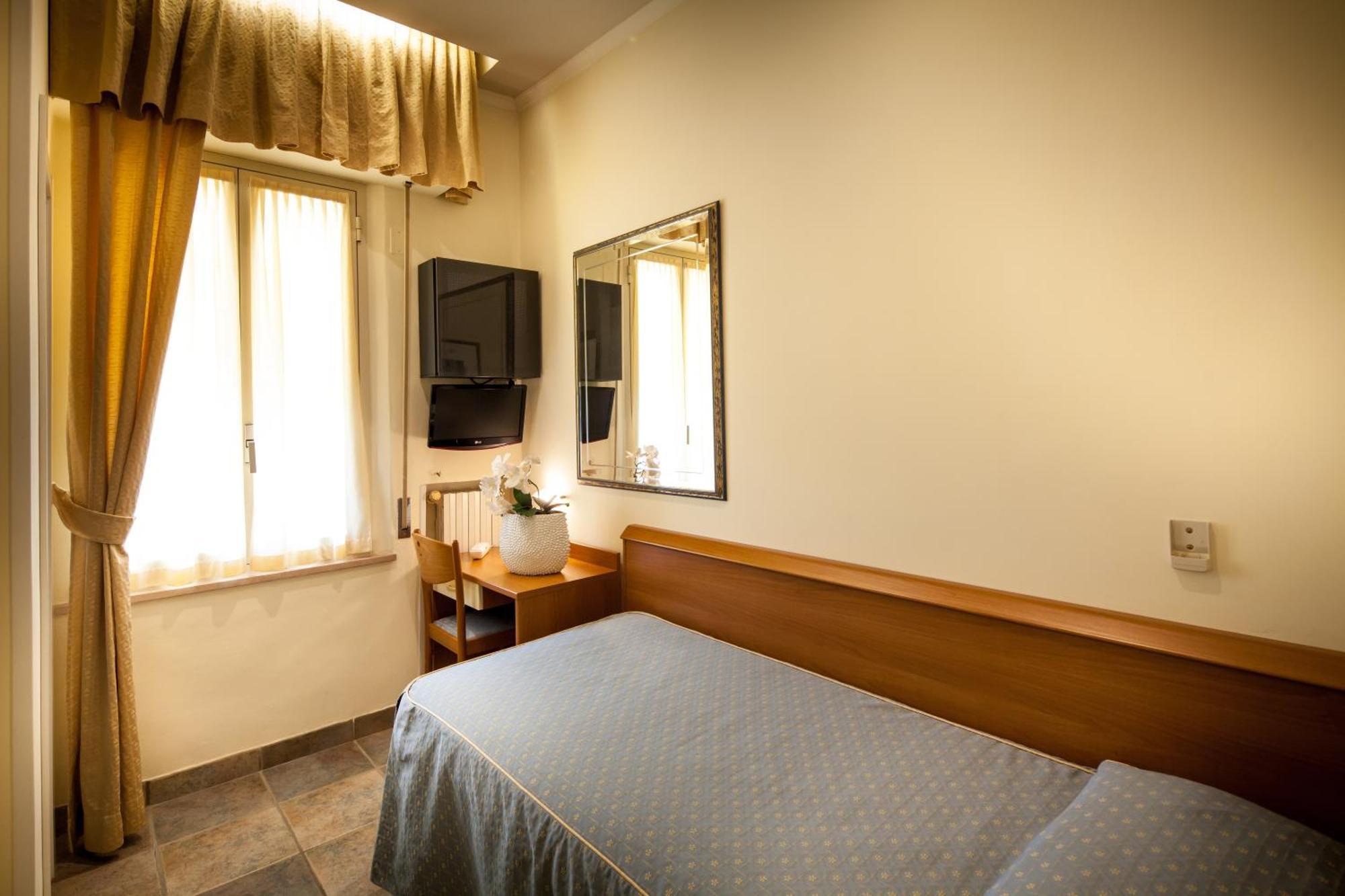 Hotel Angela Fano Buitenkant foto