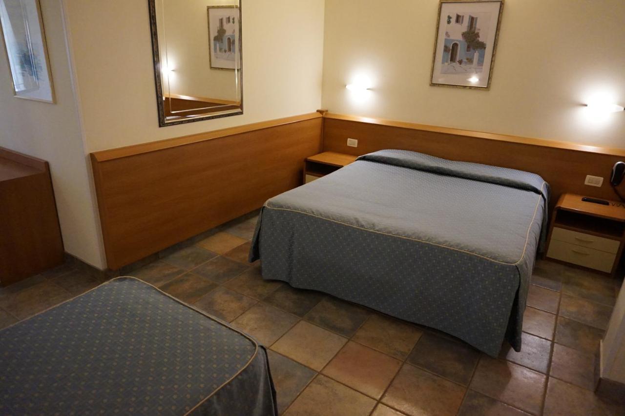 Hotel Angela Fano Buitenkant foto